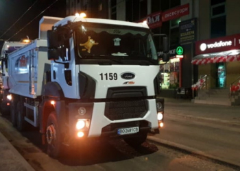 У Тернополі на двох вулицях відремонтували дорожнє покриття