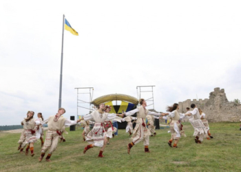 На Замковій горі у Кременці встановили рекорд (фото)