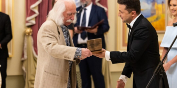 Відомий художник з Тернопільщини отримав відзнаку “Національна легенда України”