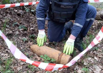 Небезпечні подарунки: на Тернопільщині знайшли протипіхотну міну