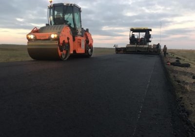 Практично на фініші: на Тернопільщині завершують ремонтувати “Дорогу Єдності”