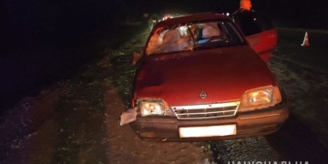 На Тернопільщині під колесами автомобіля загинув молодий чоловік