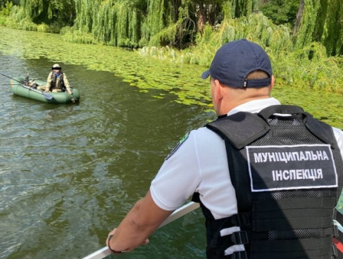 У Тернополі здійснили рейд акваторією ставу