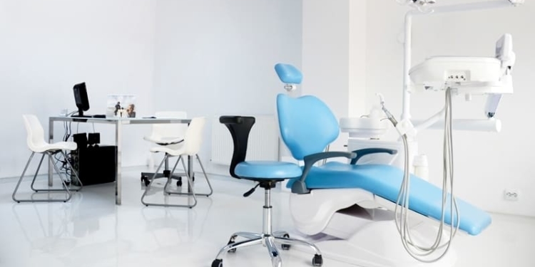 У Тернополі запрацювала безкоштовна стоматологія