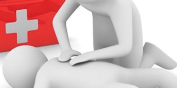 У Тернополі студенти-медики показали, як надавати першу допомогу при зупинці серця