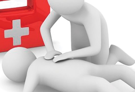 У Тернополі студенти-медики показали, як надавати першу допомогу при зупинці серця