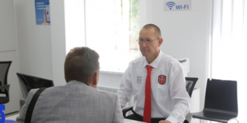 Перший в Україні Дія.Центр відкрили на Тернопільщині — на базі ЦНАПу в Ланівцях