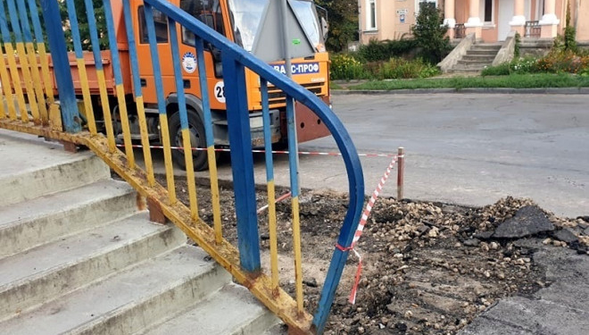 У Тернополі тривають активні ремонтні роботи