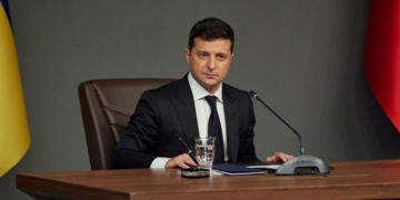 Президентський рейтинг: Зеленський більше ніж вдвічі випереджає конкурентів