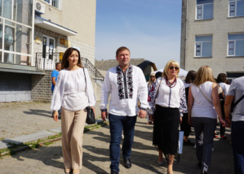 У місті Борщів на Тернопільщині відбувся XIII всеукраїнський фольклорно-мистецький фестиваль «Борщівська вишиванка»