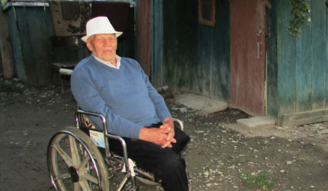 “Жінок люблю. Навіть зараз заглядаюсь на молодиць”, – 100-річний житель Тернопільщини