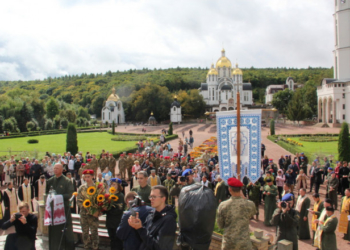 На Тернопільщині відбулося військове паломництво