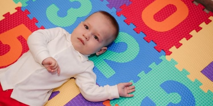 17 вересня благодійник подвоїть зібрані за добу кошти для Максимка Антонишина зі СМА (Відео)