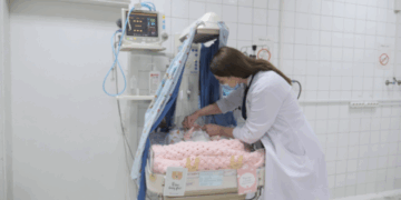 У Тернополі медики 67 днів виходжували дівчинку з екстремально низькою вагою