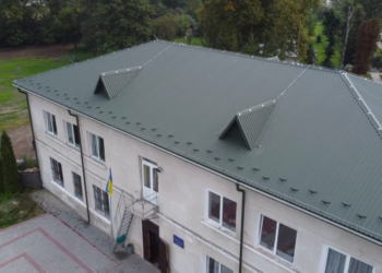 Сказано—зроблено: школа у Буцневі навчальний рік розпочала з новим дахом