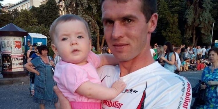 На Тернопільщині лікарі борються за життя молодого батька двох діточок: потрібна допомога