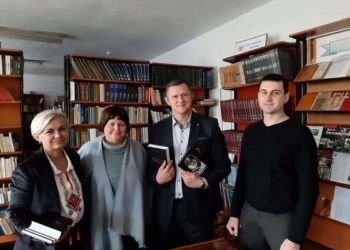 «Такі книги повинні бути в бібліотеці кожного правдивого Українця» – Михайло Тимошик