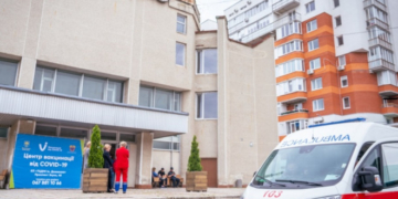 Вакцина, яка врятує життя: у Тернополі продовжують працювати пункти імунізації населення
