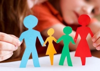 Допомогти дітям: у Тернополі розшукують патронатних вихователів