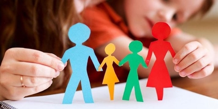 Допомогти дітям: у Тернополі розшукують патронатних вихователів