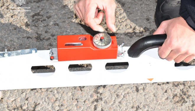 На Тернопільщині обстежують автомобільні дороги