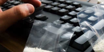 Психотропи через інтернет: на Тернопільщині судитимуть збувачів наркотиків