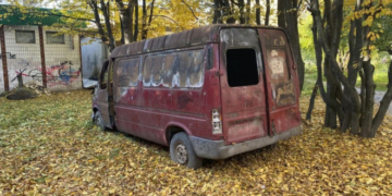 У Тернополі переміщуватимуть на штрафмайданчик покинуті авто