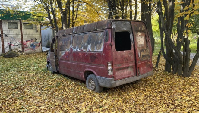 У Тернополі переміщуватимуть на штрафмайданчик покинуті авто