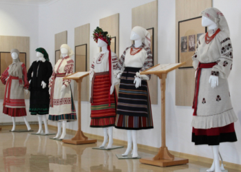 Тернополян запрошують відвідати онлайн-резиденцію з відтворення традиційного одягу (Фото)