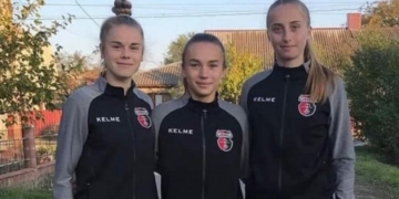 Юні спортсменки з Тернопільщини увійшли до склaду молодіжної збірної Укрaїни з футболу WU-19