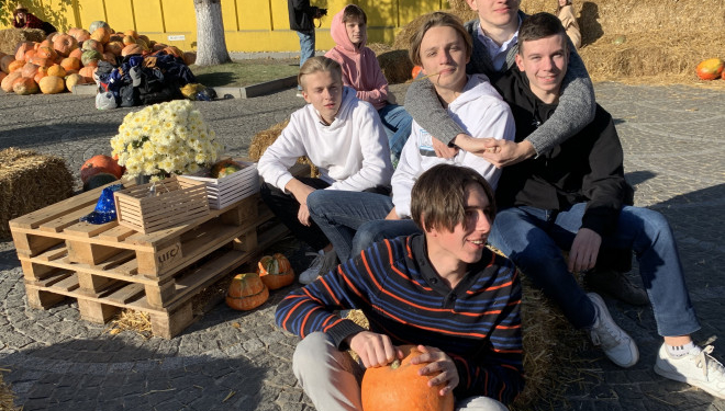 За вихідні майже 7 тисяч тернополян відвідали найбільшу в області гарбузову фотозону