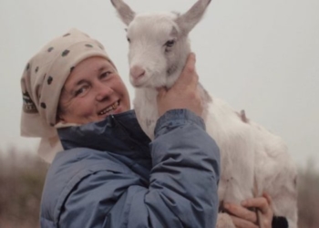 На Тернопільщині мати-героїня стала блогеркою та здобула славу (Відео)