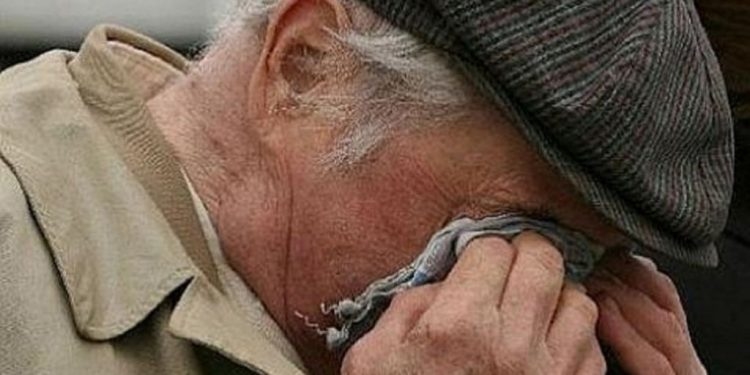 На Тернопільщині дідусь повірив у фальсифікацію ліків і втратив заощадження