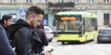 Перший тиждень роботи нової безготівкової системи оплати за проїзд «Єдиний квиток»: проблеми та шляхи їх вирішення