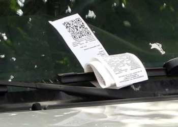 У Тернополі продовжують штрафувати за неправильні припарковані авто