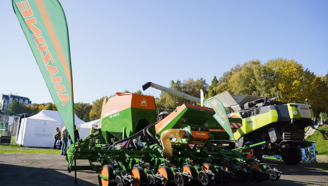 «Контінентал» провів масштабний День поля