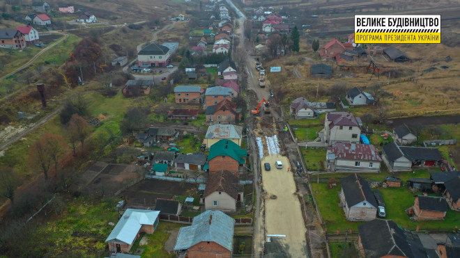 Триває ремонт траси М-30 в межах Бережан