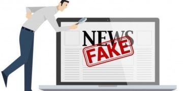 Хто продукує фейки?