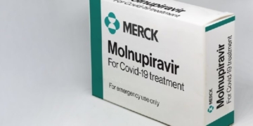 Нові ліки проти COVID-19 виявилися менш ефективними, ніж очікували