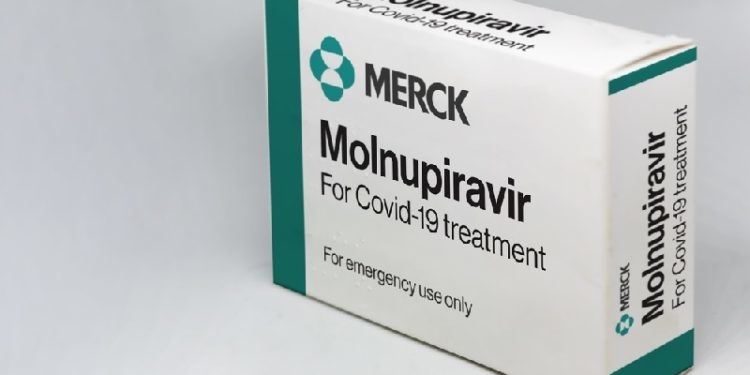 Нові ліки проти COVID-19 виявилися менш ефективними, ніж очікували