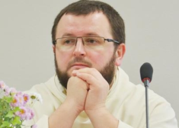 Треба мати стільки дітей – скільки дає Бог, бо використання контрацепції гріховне, – отець Роман Лаба
