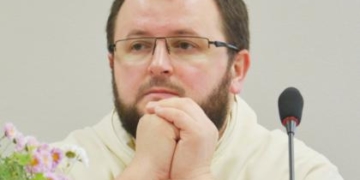 Треба мати стільки дітей – скільки дає Бог, бо використання контрацепції гріховне, – отець Роман Лаба