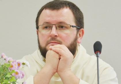 Треба мати стільки дітей – скільки дає Бог, бо використання контрацепції гріховне, – отець Роман Лаба