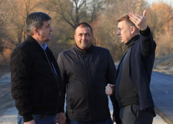 Дорогу, яка з’єднує села Скала-Подільської громади, завершують ремонтувати