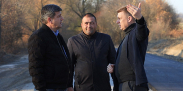 Дорогу, яка з’єднує села Скала-Подільської громади, завершують ремонтувати