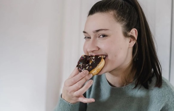 Як худнути і не відмовляти собі у солодощах: корисні поради