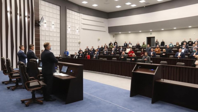 В разі необхідності оголосити надзвичайний стан: Тернопільські депутати звернулися до Зеленського