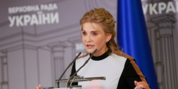 Українці хочуть нового прем’єра, найбільше — Юлію Тимошенко, — свідчить соціологія