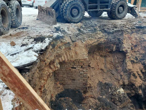 У центрі Тернополя розкопали залишки будівель післявоєнного періоду