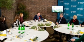 Голова Тернопільської ОДА Володимир Труш прозвітував за рік роботи: «Був складний, але успішний рік»